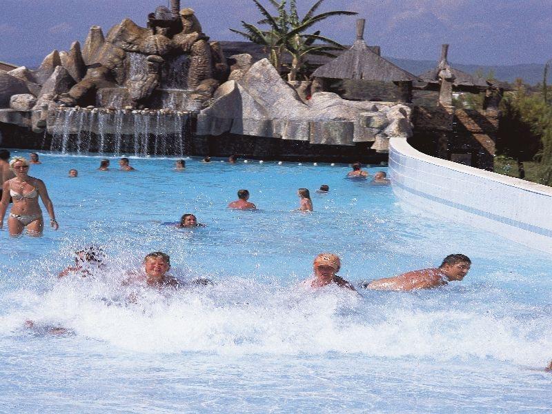 Waterplanet Hotel & Aquapark Okurcalar Eksteriør bilde